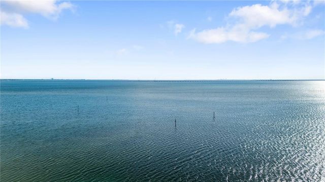 3952 VERSAILLES DRIVE, Tampa, FL 33634