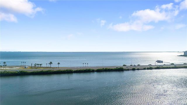 3952 VERSAILLES DRIVE, Tampa, FL 33634