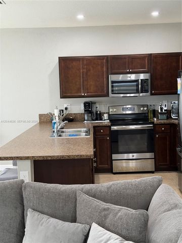 278 SE 31st Terrace, Homestead, FL 33033