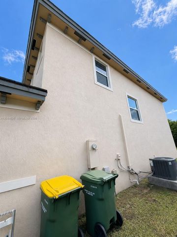 278 SE 31st Terrace, Homestead, FL 33033