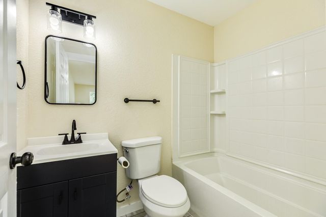 207 Stockman Street, Sweeny, TX 77480