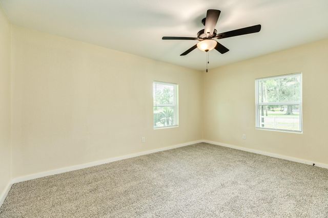207 Stockman Street, Sweeny, TX 77480