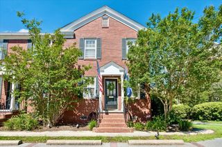 301 Broad Street 4, Charleston, SC 29401
