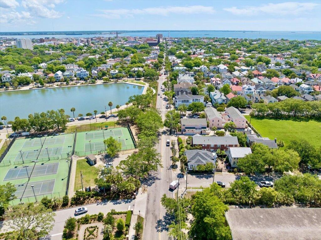 Image 29 of property listing at 301 Broad Street 4, Charleston, SC 29401