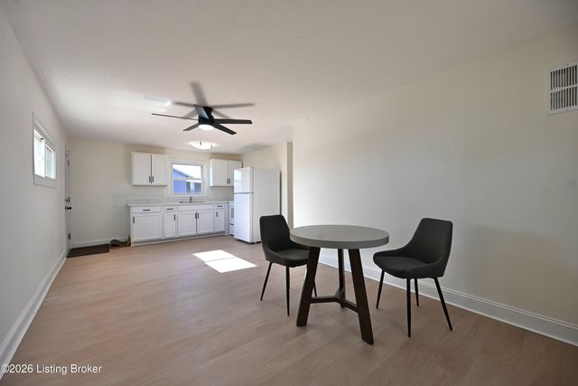 110 Crutz Ln, Elizabethtown, KY 42701