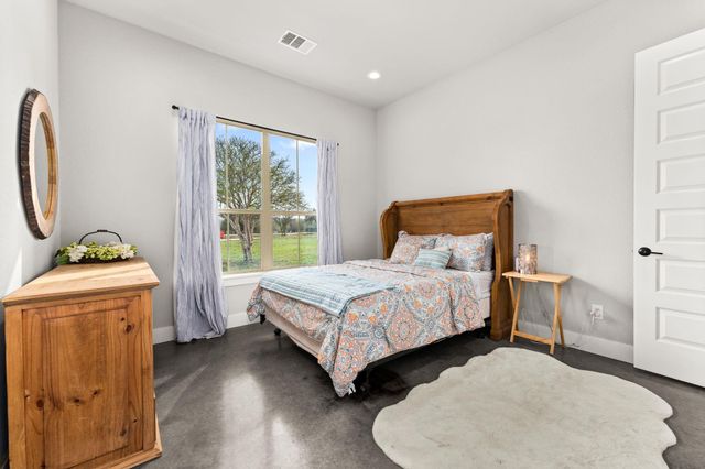 3830 Outback TRL, Spicewood, TX 78669