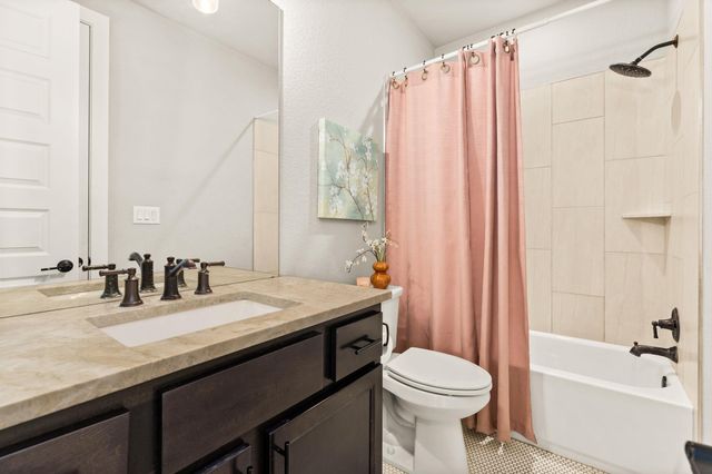 3830 Outback TRL, Spicewood, TX 78669