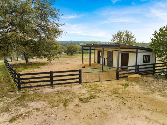 3830 Outback TRL, Spicewood, TX 78669