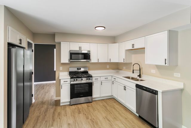 3518 Jacqueline Drive, Crete, IL 60417