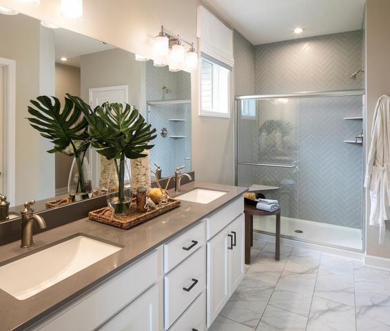 10430 Glenbrook Avenue S, Cottage Grove, MN 55016