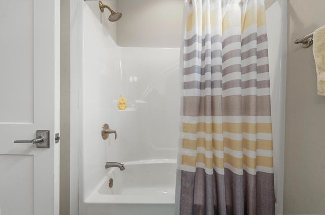 N119W5754 James CIRCLE, Cedarburg, WI 53012