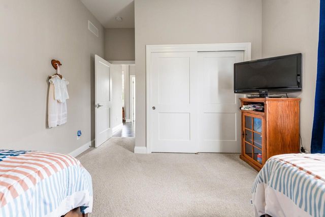 N119W5754 James CIRCLE, Cedarburg, WI 53012