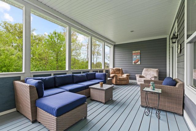 N119W5754 James CIRCLE, Cedarburg, WI 53012
