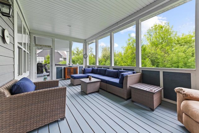 N119W5754 James CIRCLE, Cedarburg, WI 53012