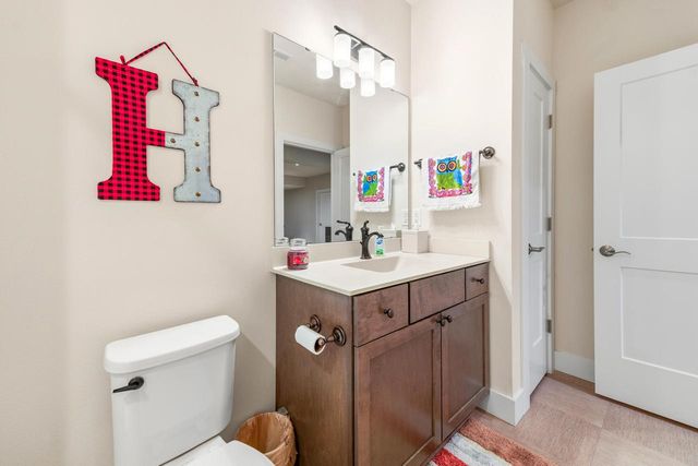 N119W5754 James CIRCLE, Cedarburg, WI 53012