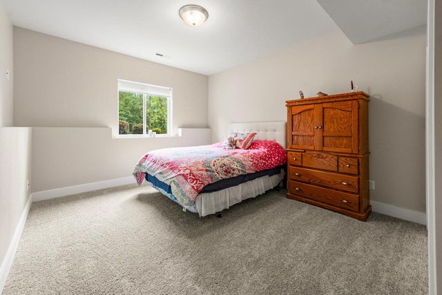 N119W5754 James CIRCLE, Cedarburg, WI 53012