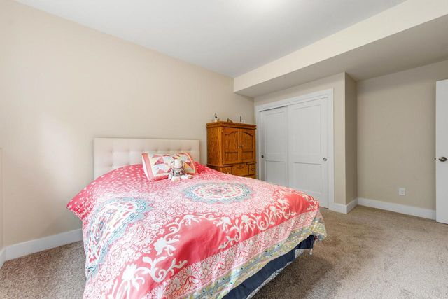 N119W5754 James CIRCLE, Cedarburg, WI 53012