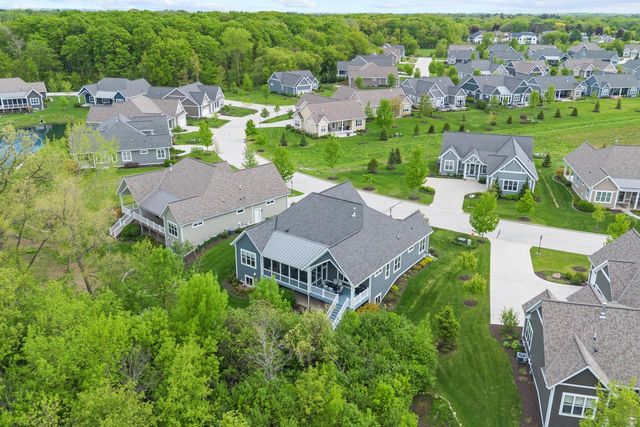 N119W5754 James CIRCLE, Cedarburg, WI 53012