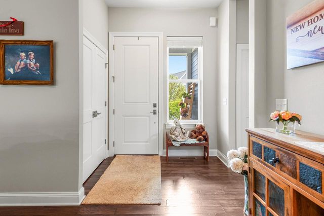 N119W5754 James CIRCLE, Cedarburg, WI 53012