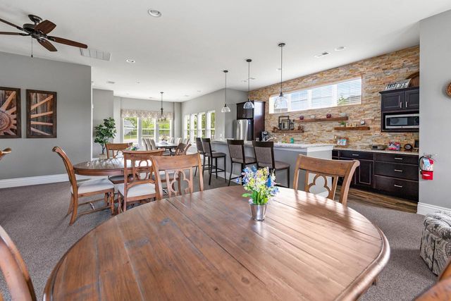 N119W5754 James CIRCLE, Cedarburg, WI 53012