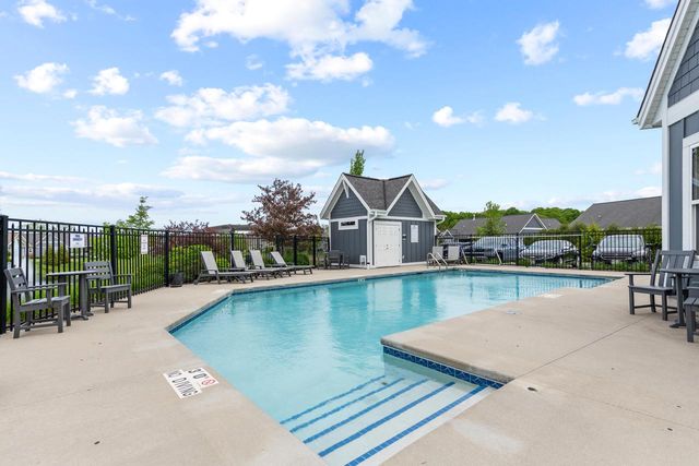 N119W5754 James CIRCLE, Cedarburg, WI 53012