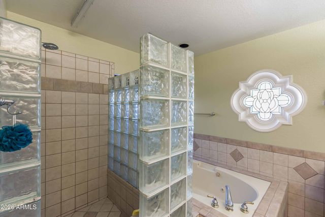 10490 E DESERT COVE Avenue, Scottsdale, AZ 85259