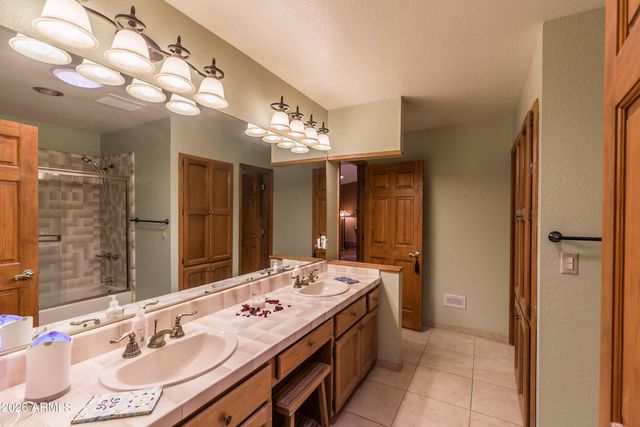 10490 E DESERT COVE Avenue, Scottsdale, AZ 85259