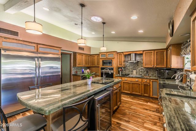 10490 E DESERT COVE Avenue, Scottsdale, AZ 85259