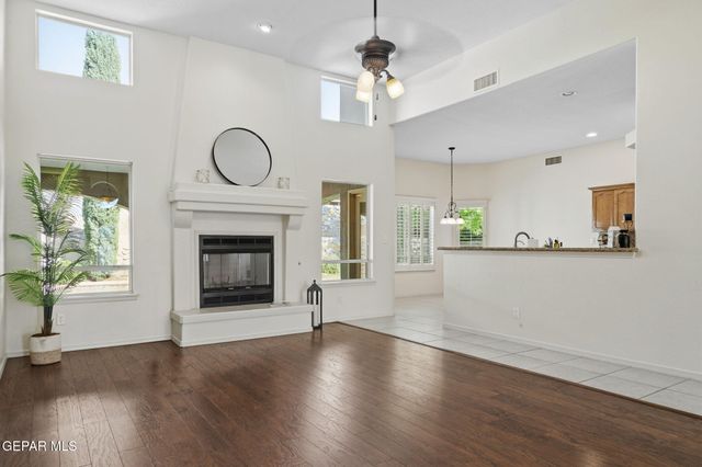 1472 PIONEER RIDGE Drive, El Paso, TX 79912