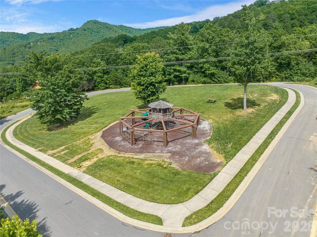 53 Old Lafayette Lane, Black Mountain, NC 28711
