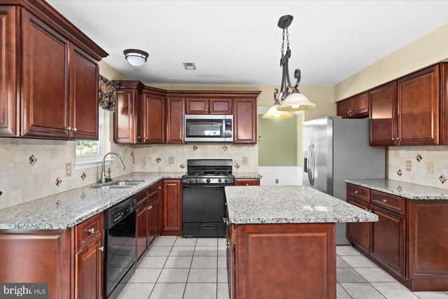 15 STONERIDGE CT, Stafford, VA 22554