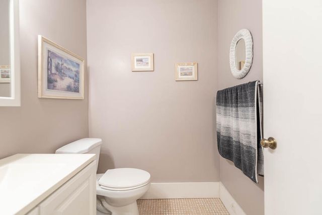 5061 Lakefront Boulevard B, Delray Beach, FL 33484