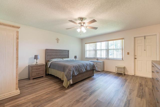 5061 Lakefront Boulevard B, Delray Beach, FL 33484