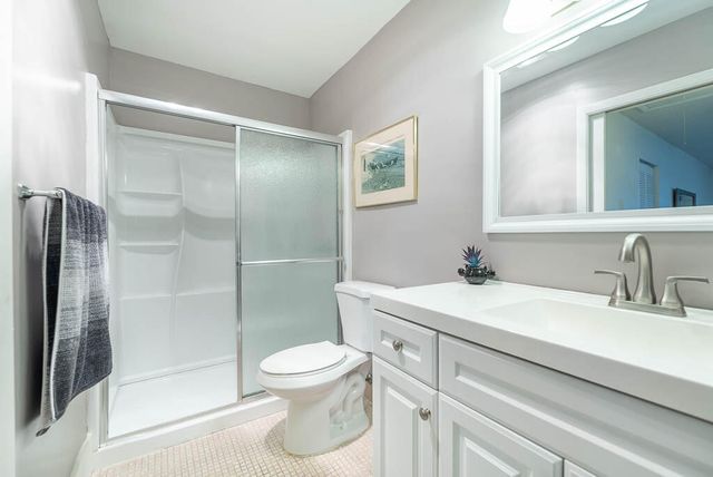 5061 Lakefront Boulevard B, Delray Beach, FL 33484