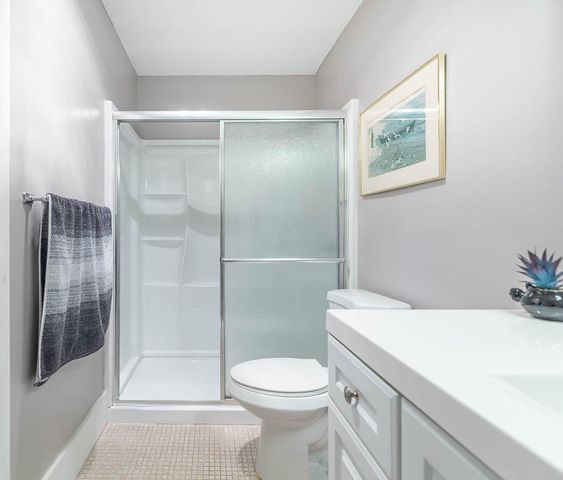 5061 Lakefront Boulevard B, Delray Beach, FL 33484