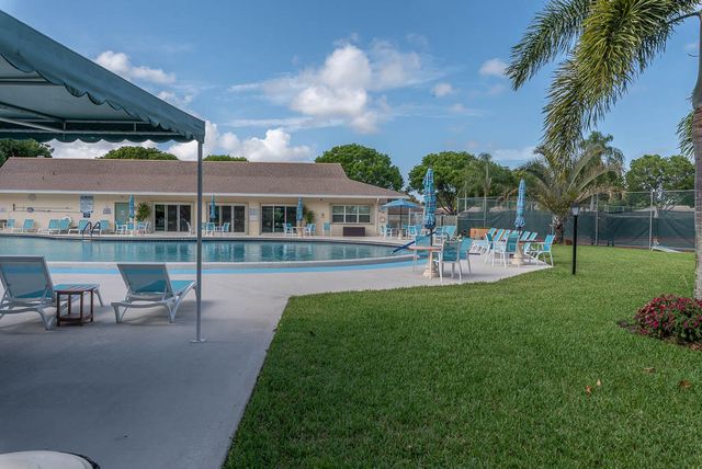 5061 Lakefront Boulevard B, Delray Beach, FL 33484