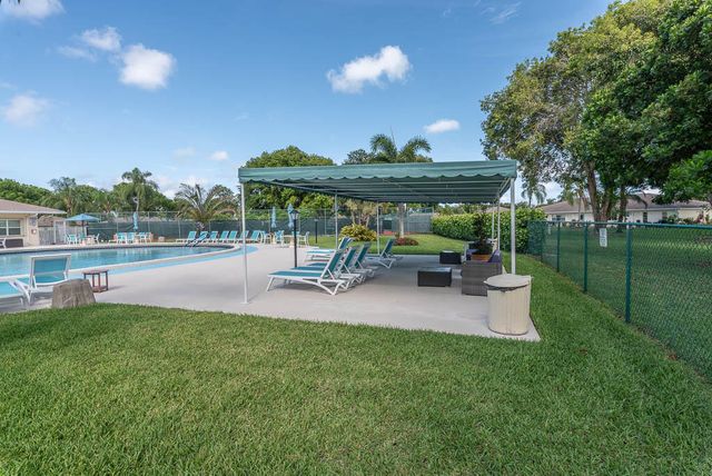 5061 Lakefront Boulevard B, Delray Beach, FL 33484