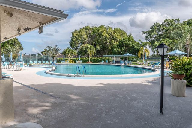 5061 Lakefront Boulevard B, Delray Beach, FL 33484