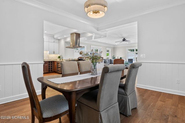 25 Holly Street, Rumson, NJ 07760