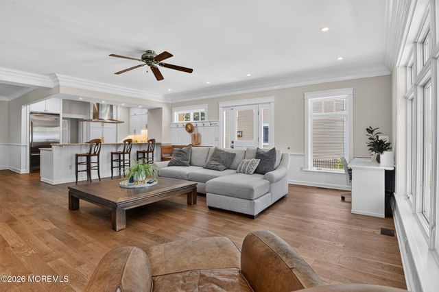 25 Holly Street, Rumson, NJ 07760