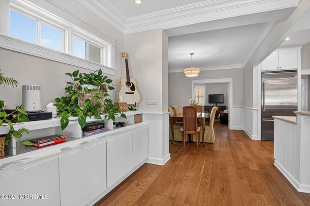 25 Holly Street, Rumson, NJ 07760