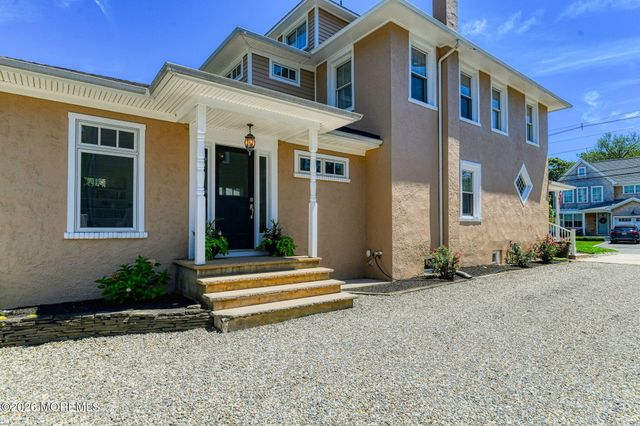 25 Holly Street, Rumson, NJ 07760