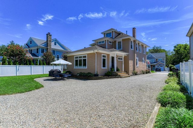 25 Holly Street, Rumson, NJ 07760