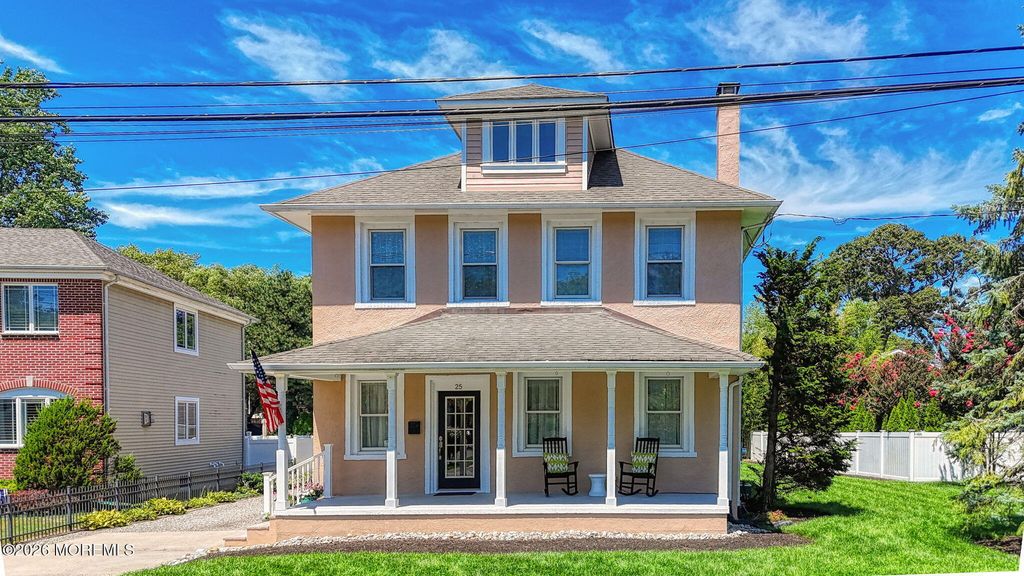 25 Holly Street, Rumson, NJ 07760