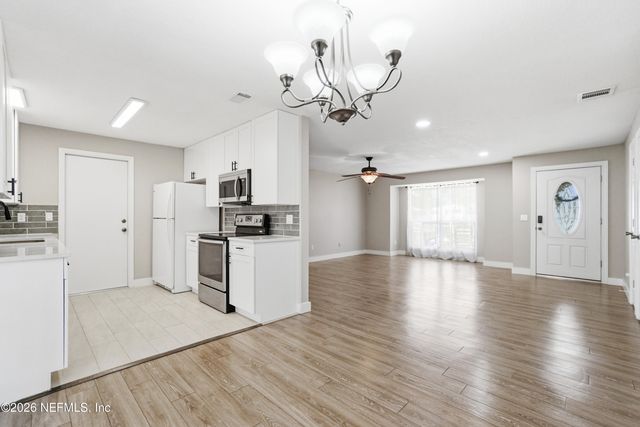 8918 DULUTH Court, Jacksonville, FL 32216