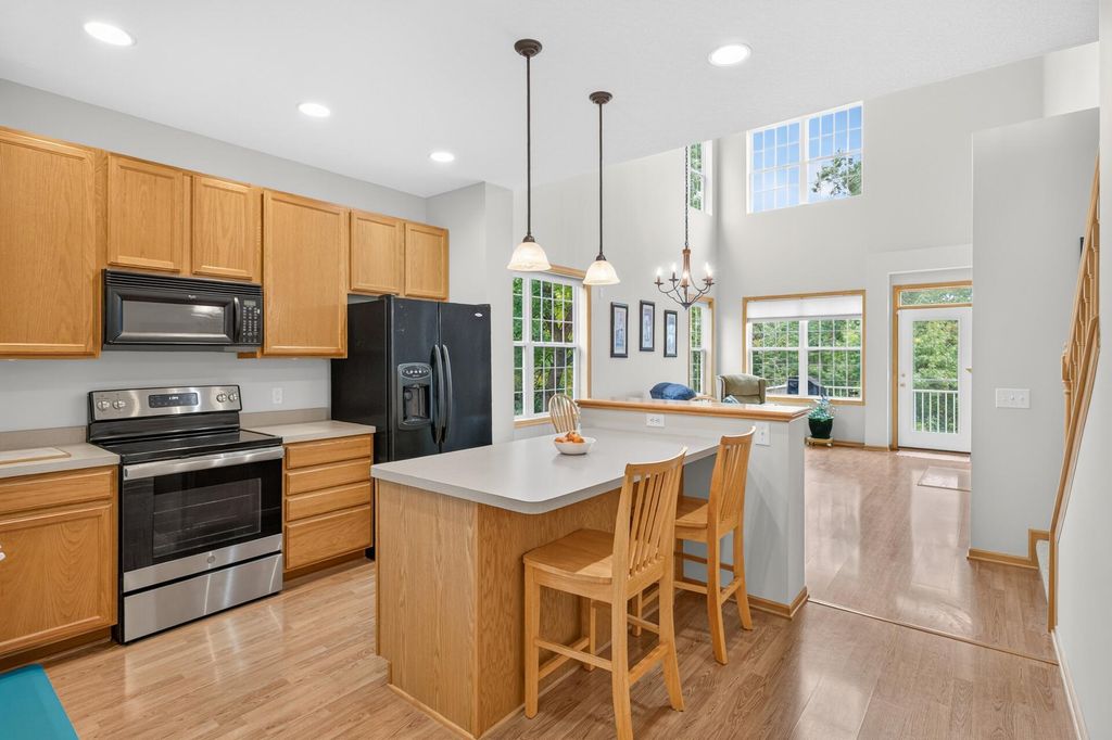 18057 Kindred Court, Lakeville, MN 55044 — photo 5