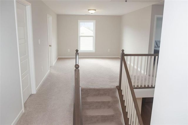 824 COMMERCE Trail, Canton, GA 30114