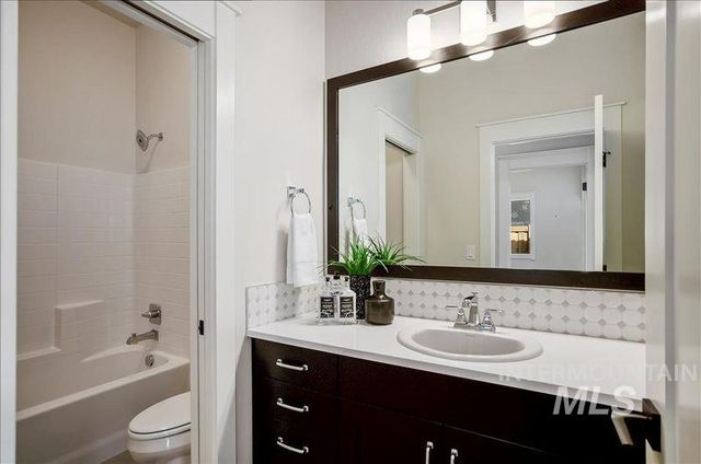 5125 W May Jay Dr Cypress, Eagle, ID 83616