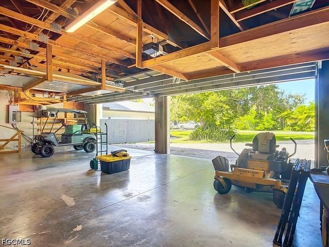 1409 Lavilla RD, Punta Gorda, FL 33950