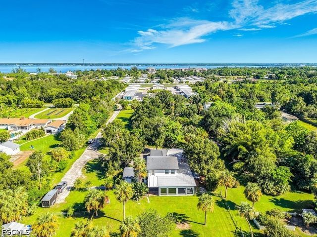 1409 Lavilla RD, Punta Gorda, FL 33950